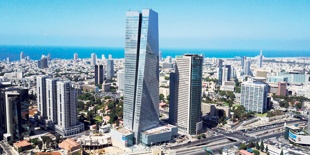 Aerial view of modern skyscrapers in Tel Aviv, representing Israel’s strategic role in defense innovation and Nukkleus’ advisory expertise.